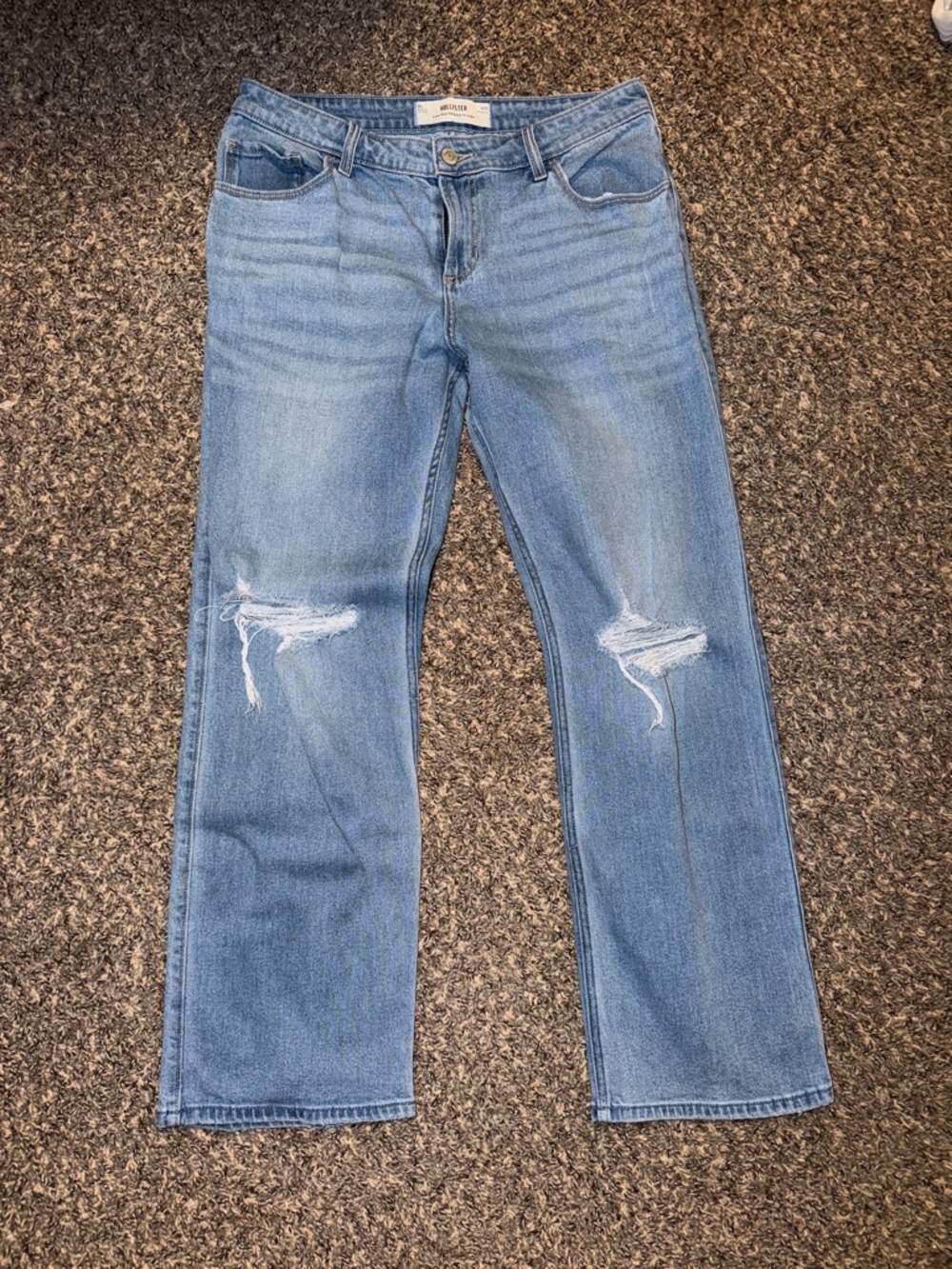 Hollister Light Blue Low-Rise Relaxed Straight Jeans